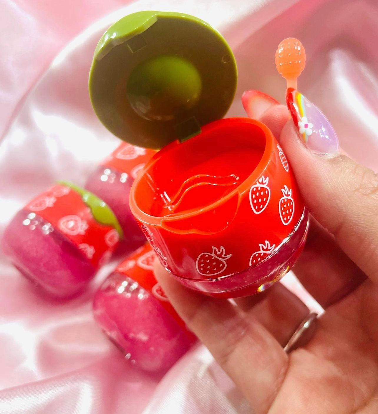 Strawberry lip scrub