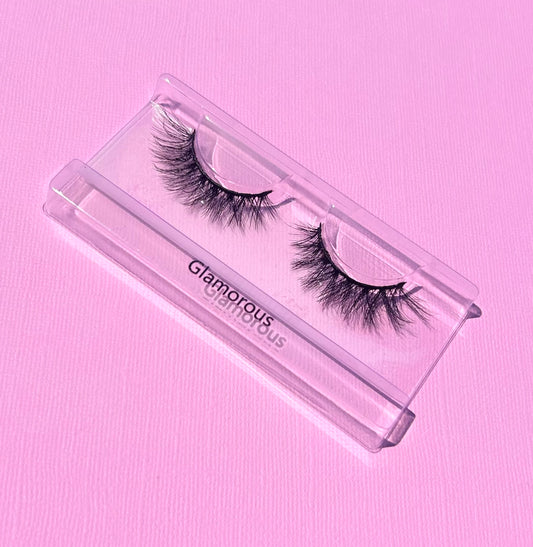 Glamorous lashes