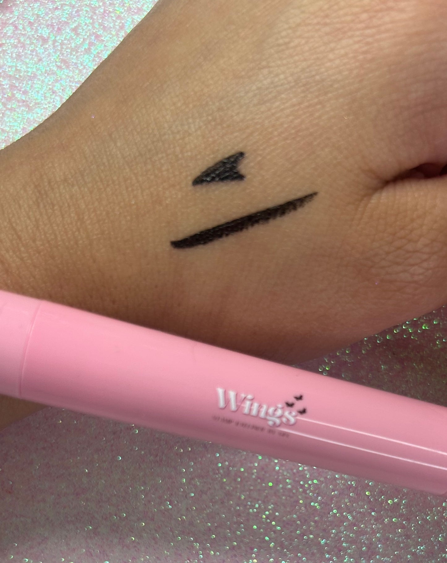 Stamp eyeliner